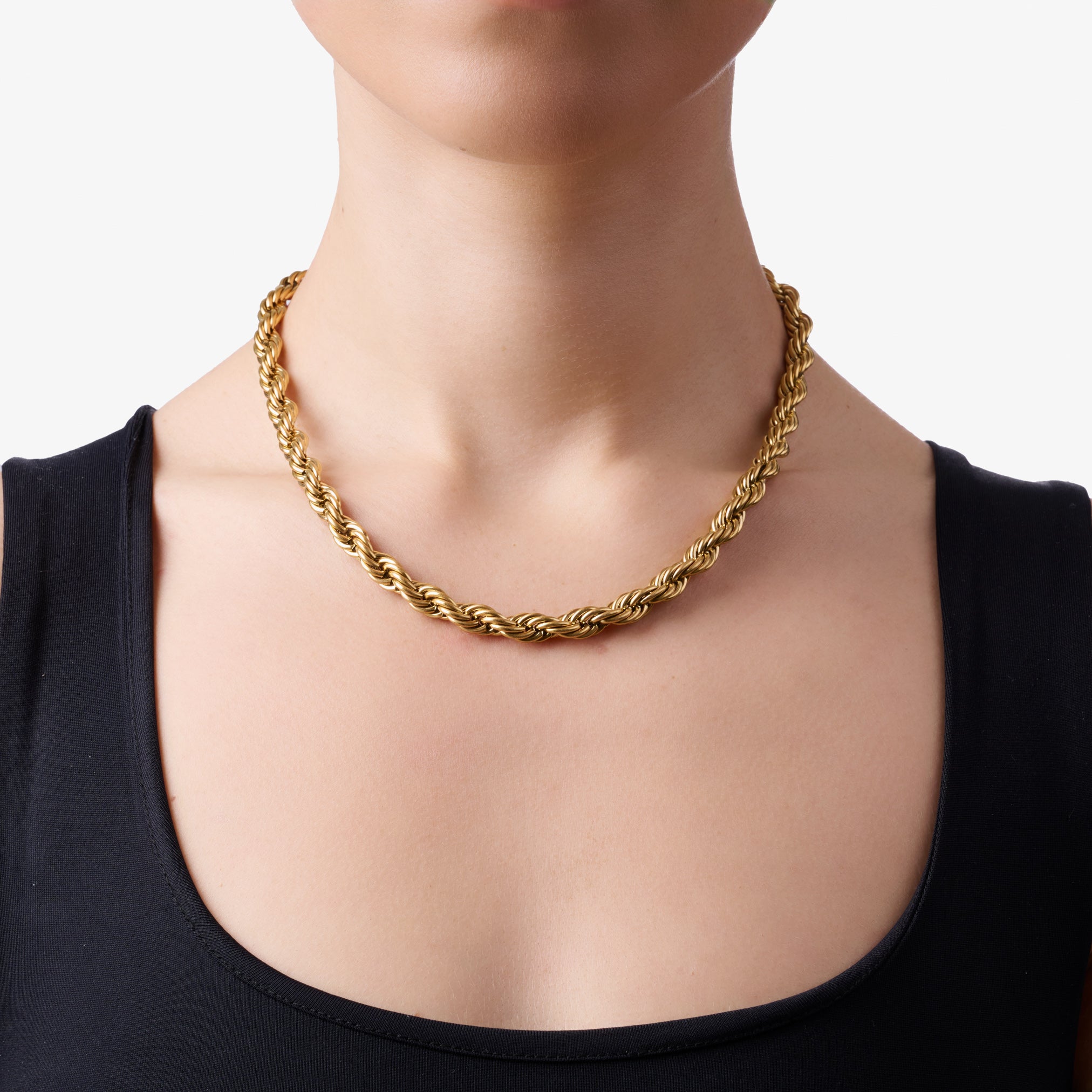 CHUNKY TWISTED NECKLACE