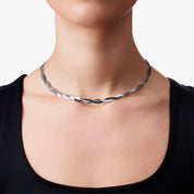 ENTWINED CHAIN NECKLACE