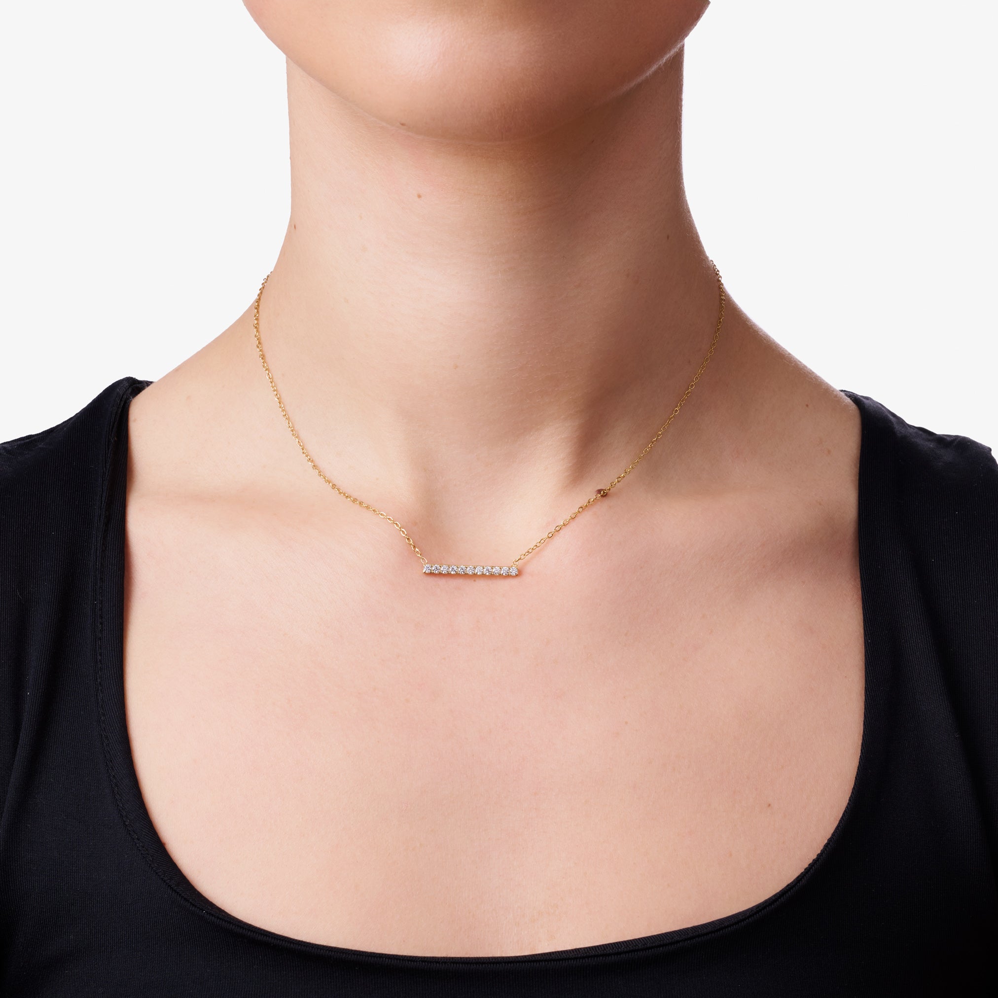 LINEAR LUXE NECKLACE