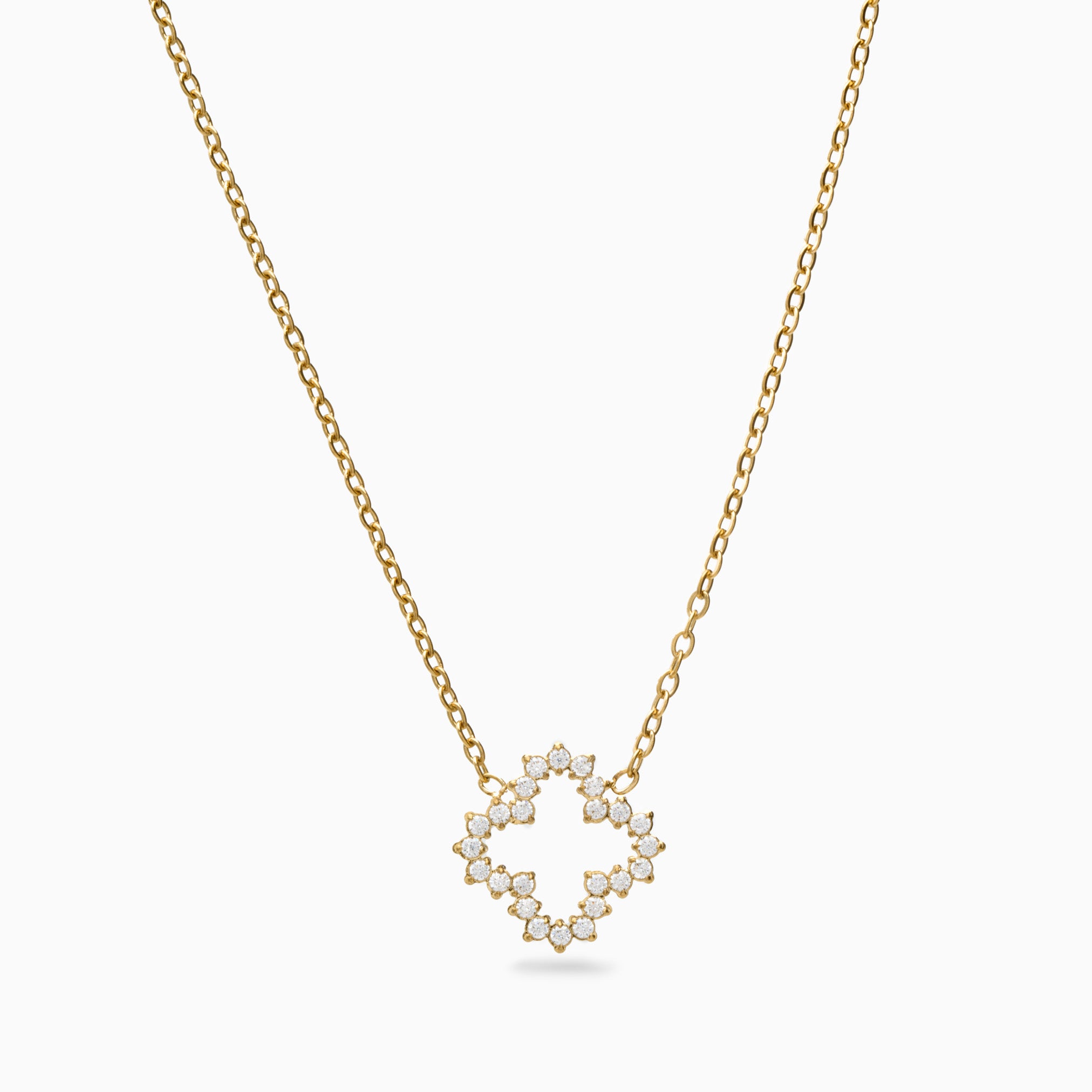 CLUSTER CLOVER NECKLACE