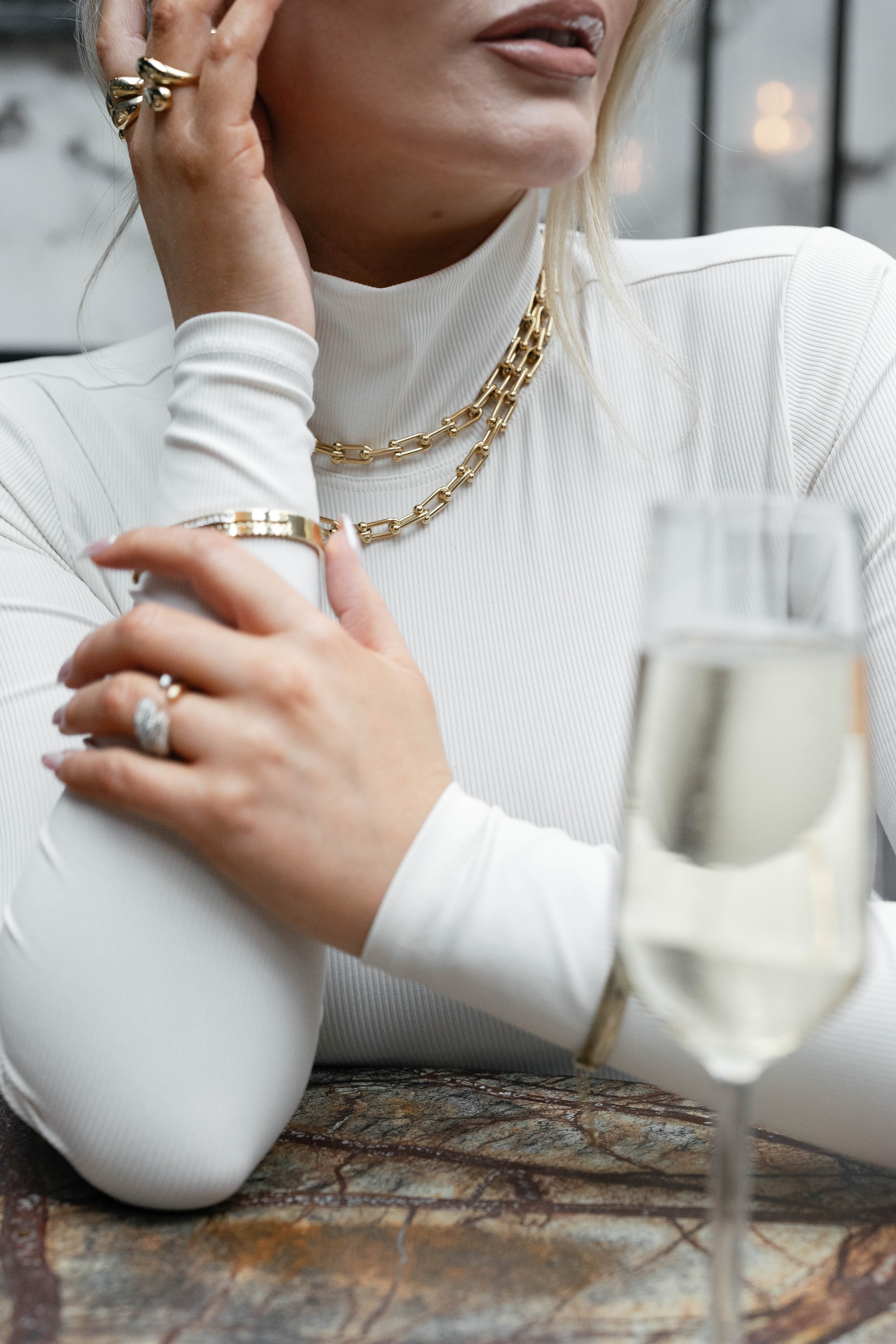 STATEMENT LINK CHAIN NECKLACE