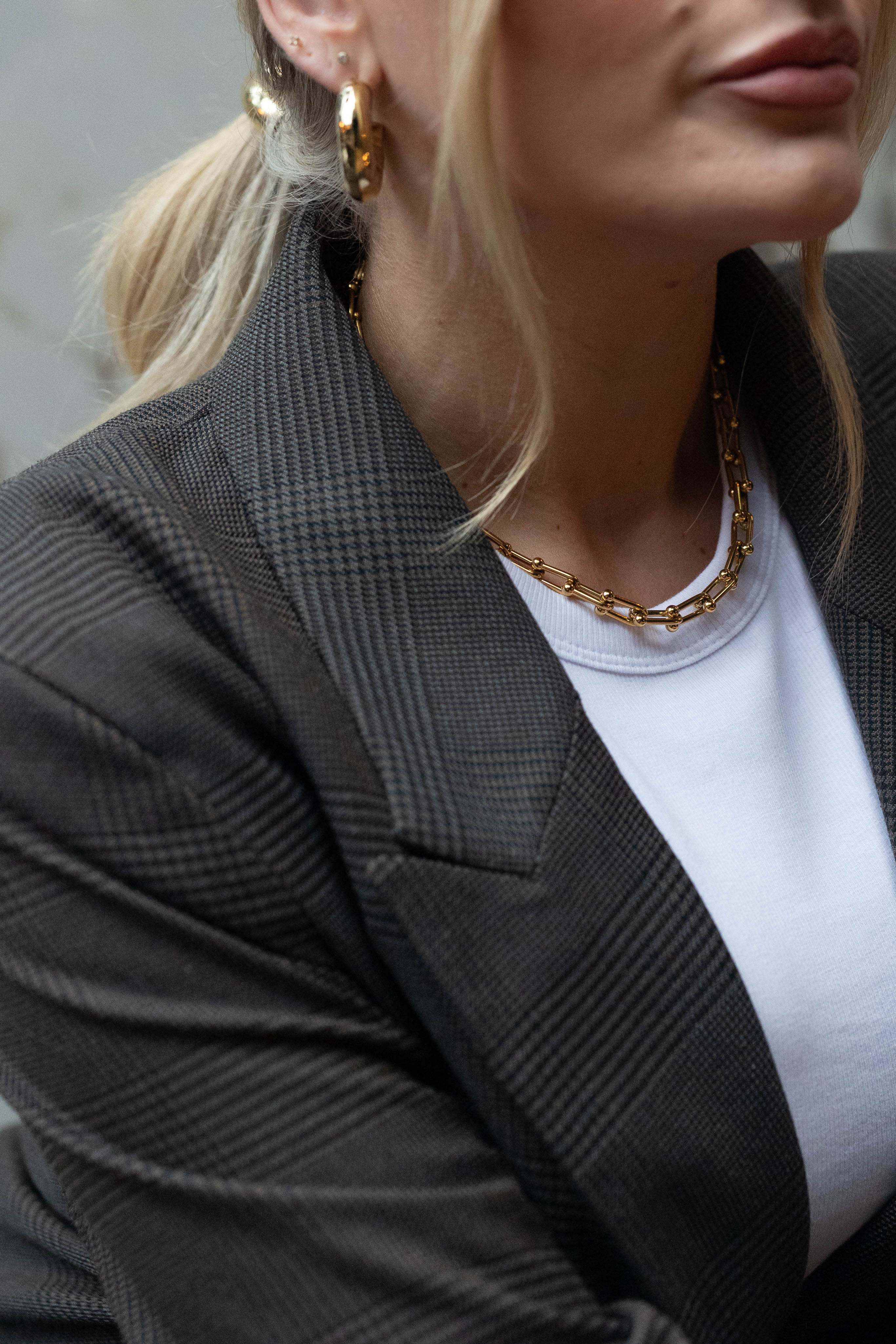 STATEMENT LINK CHAIN NECKLACE