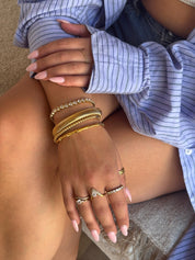 LINEAR LUXE BANGLE