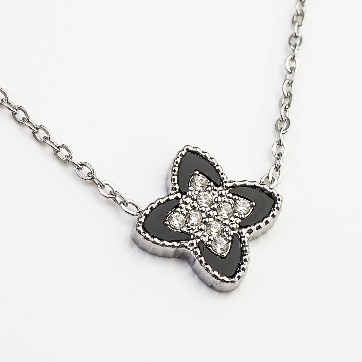 PASSIONATE CLOVER BLACK NECKLACE - Lynott Jewellery