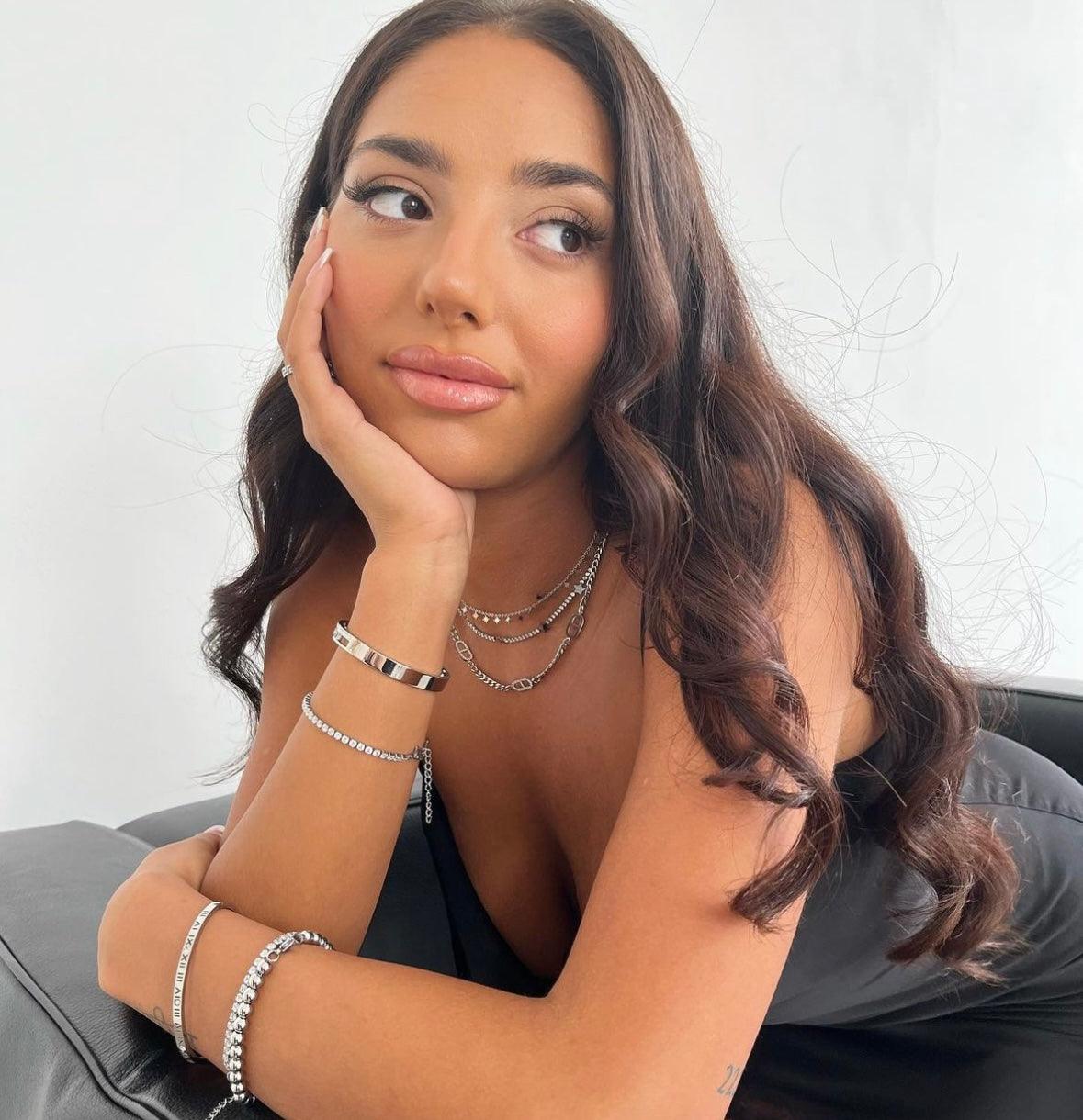 GIFT GUIDE: SILVER GIRL EDITION