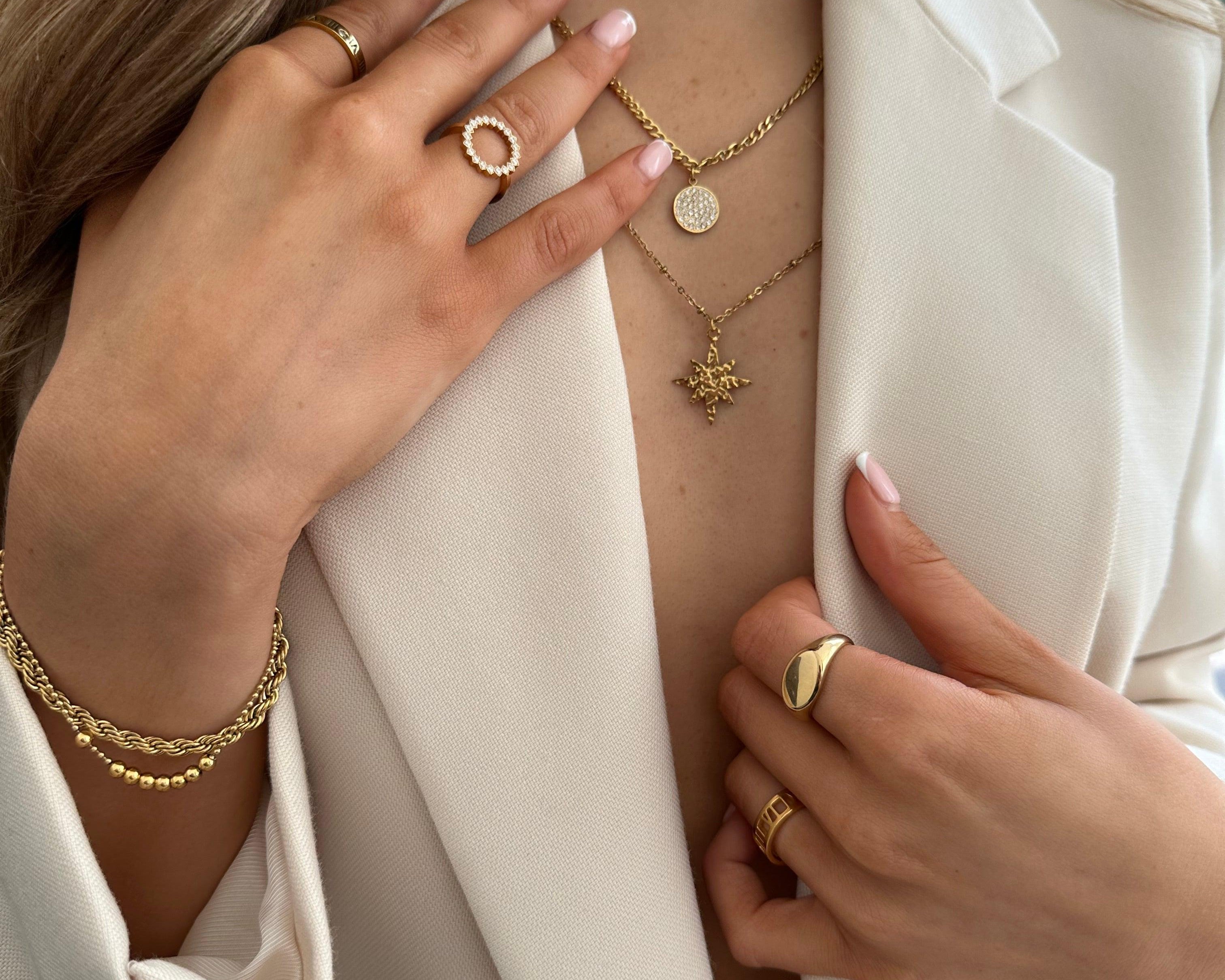 LYNOTT'S BACK-TO-SCHOOL BASICS