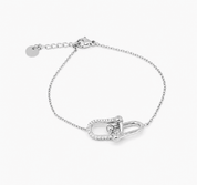 KATJA MIA LUSTRE LINK DAINTY BRACELET best gold plated tarnish and water resistant piece by Irish Jewellery brand - Lynott Jewellery