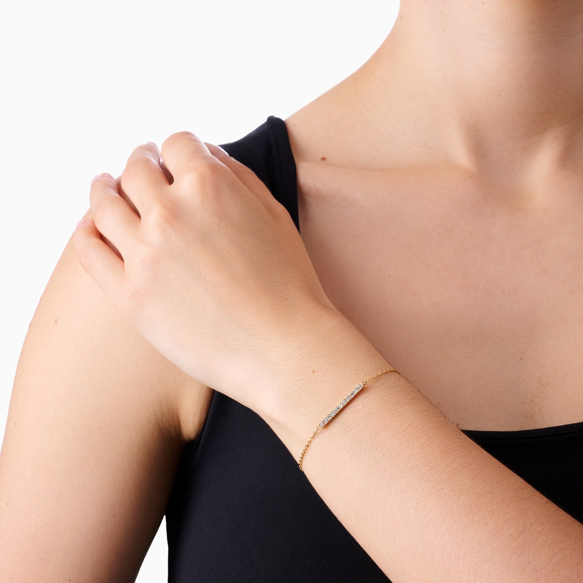 LINEAR LUXE BRACELET best gold plated tarnish and water resistant piece by Irish Jewellery brand - Lynott Jewellery