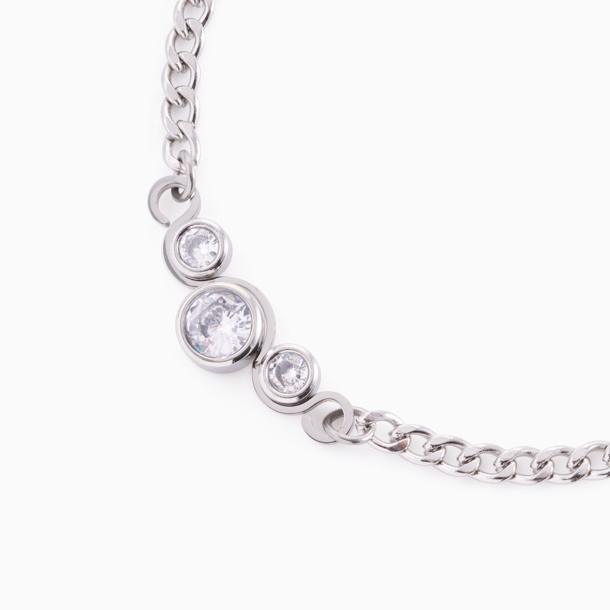 BE MINE BRACELET best gold plated tarnish and water resistant piece by Irish Jewellery brand - Lynott Jewellery