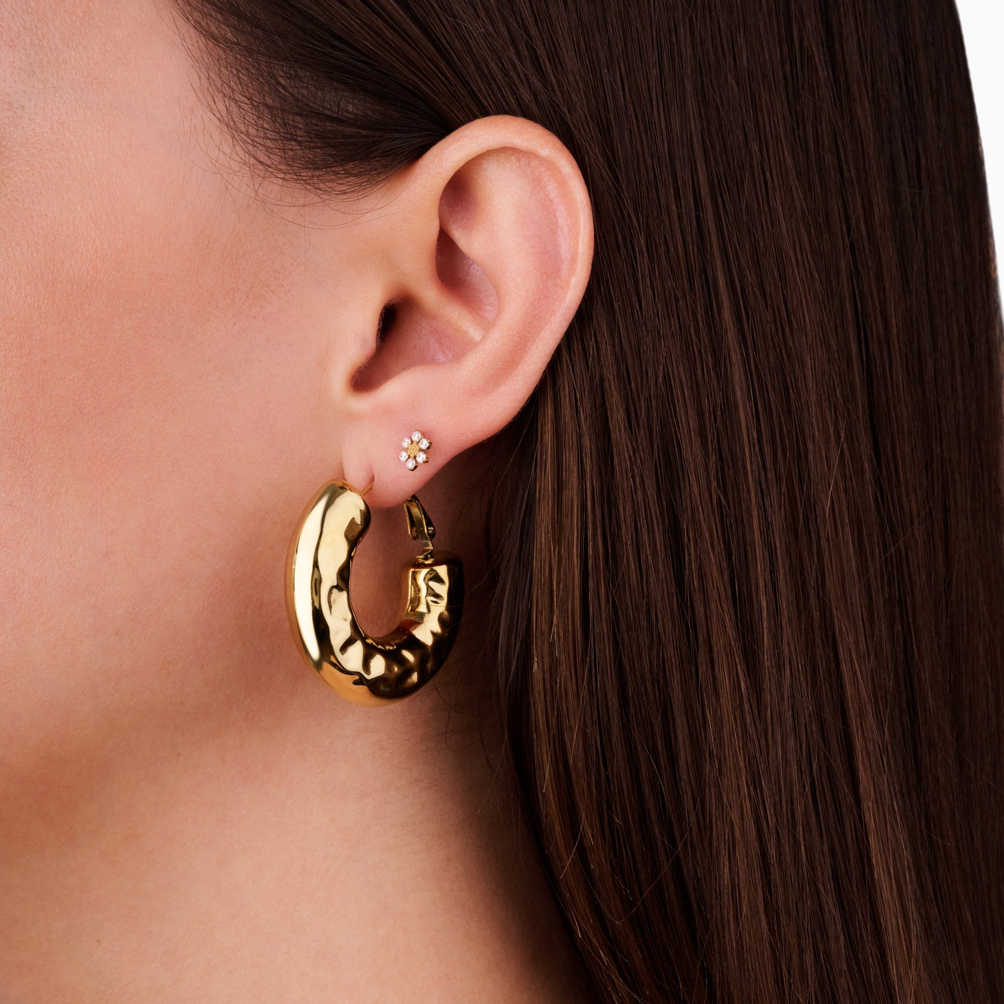 DAISY FLAT BACK INDIVIDUAL STUD best gold plated tarnish and water resistant piece by Irish Jewellery brand - Lynott Jewellery