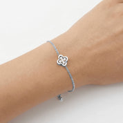 ELEGANCE CLOVER BRACELET