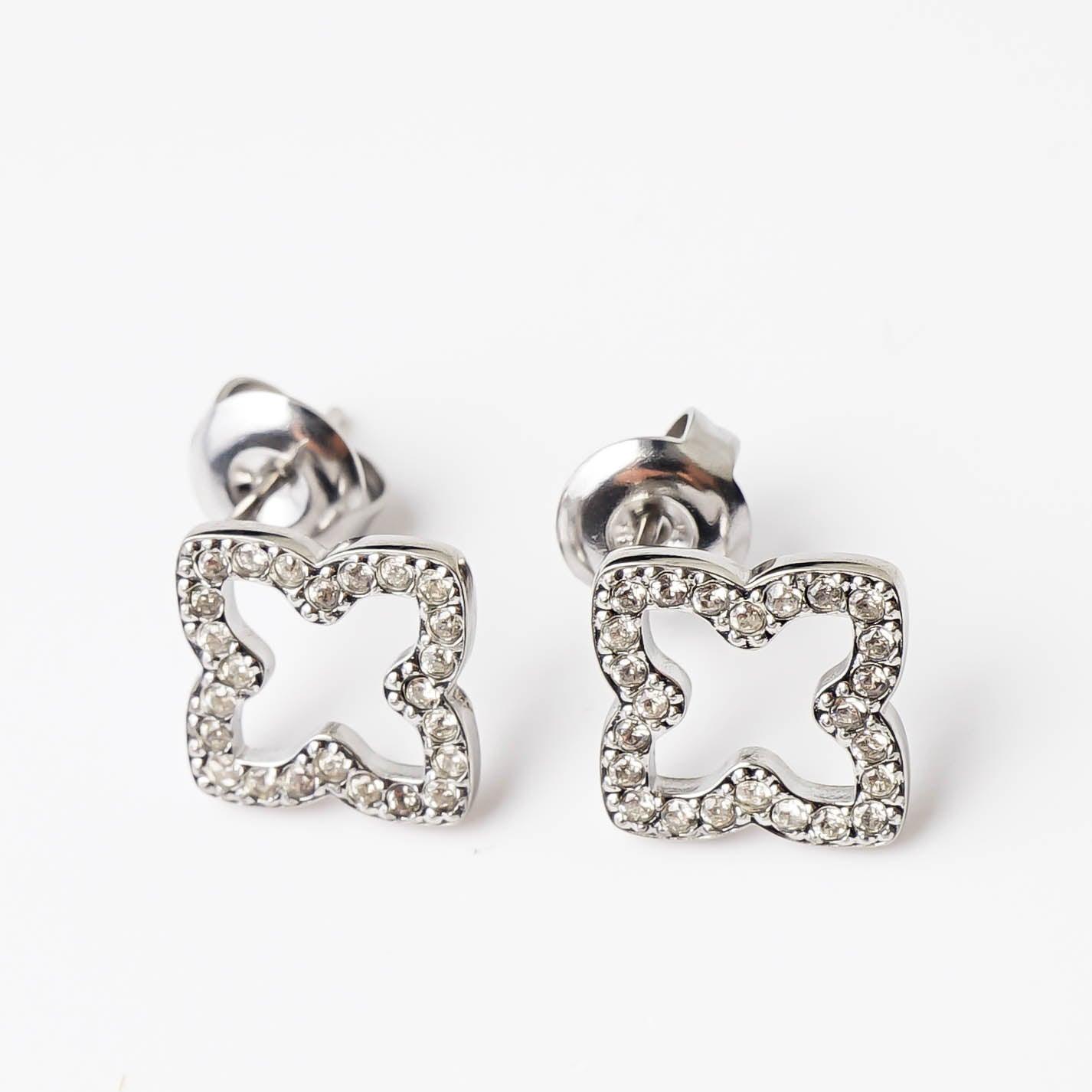 VIVRE STUDS - Lynott Jewellery