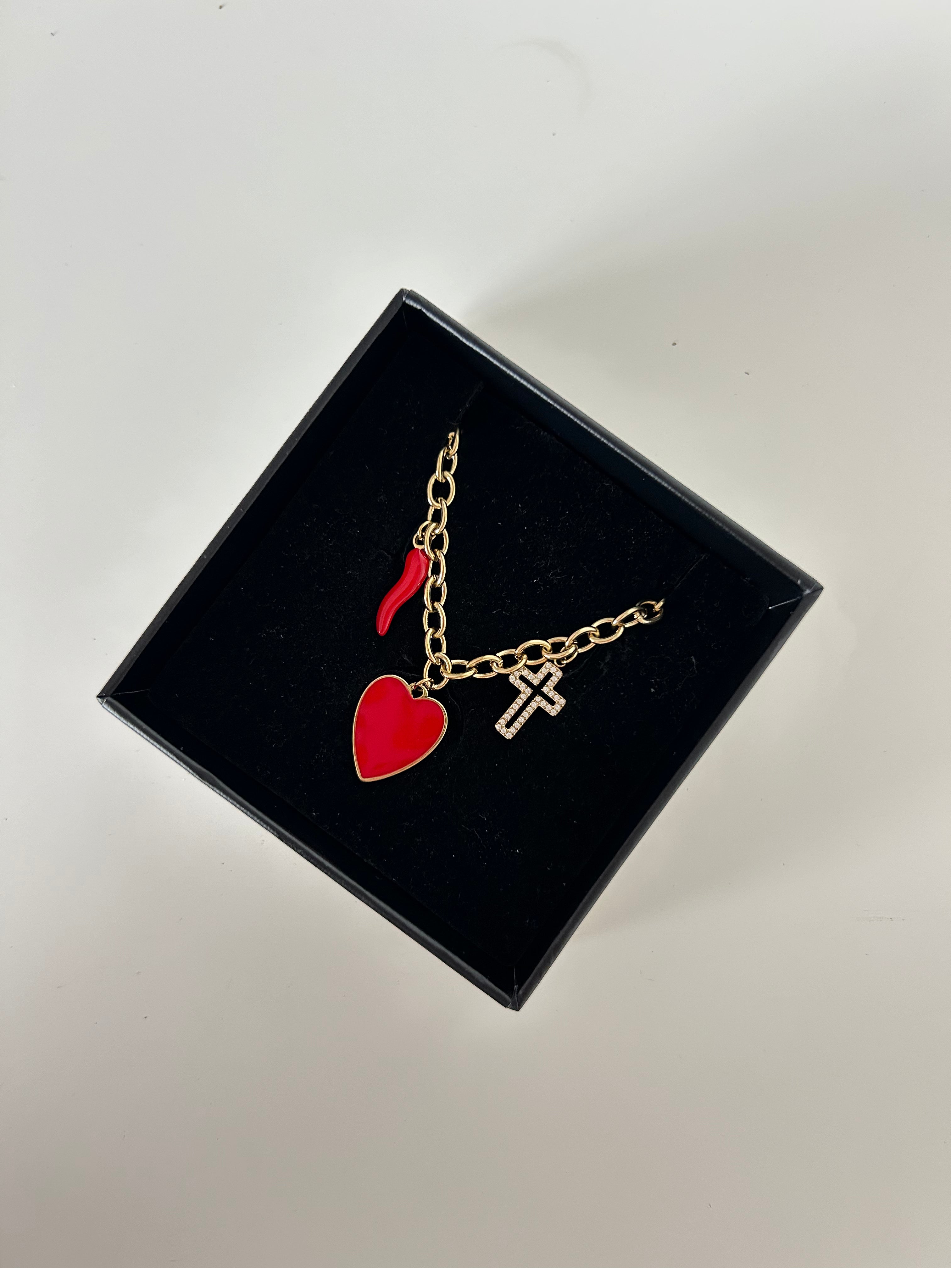 HEART ME CHARM NECKLACE - The Vault