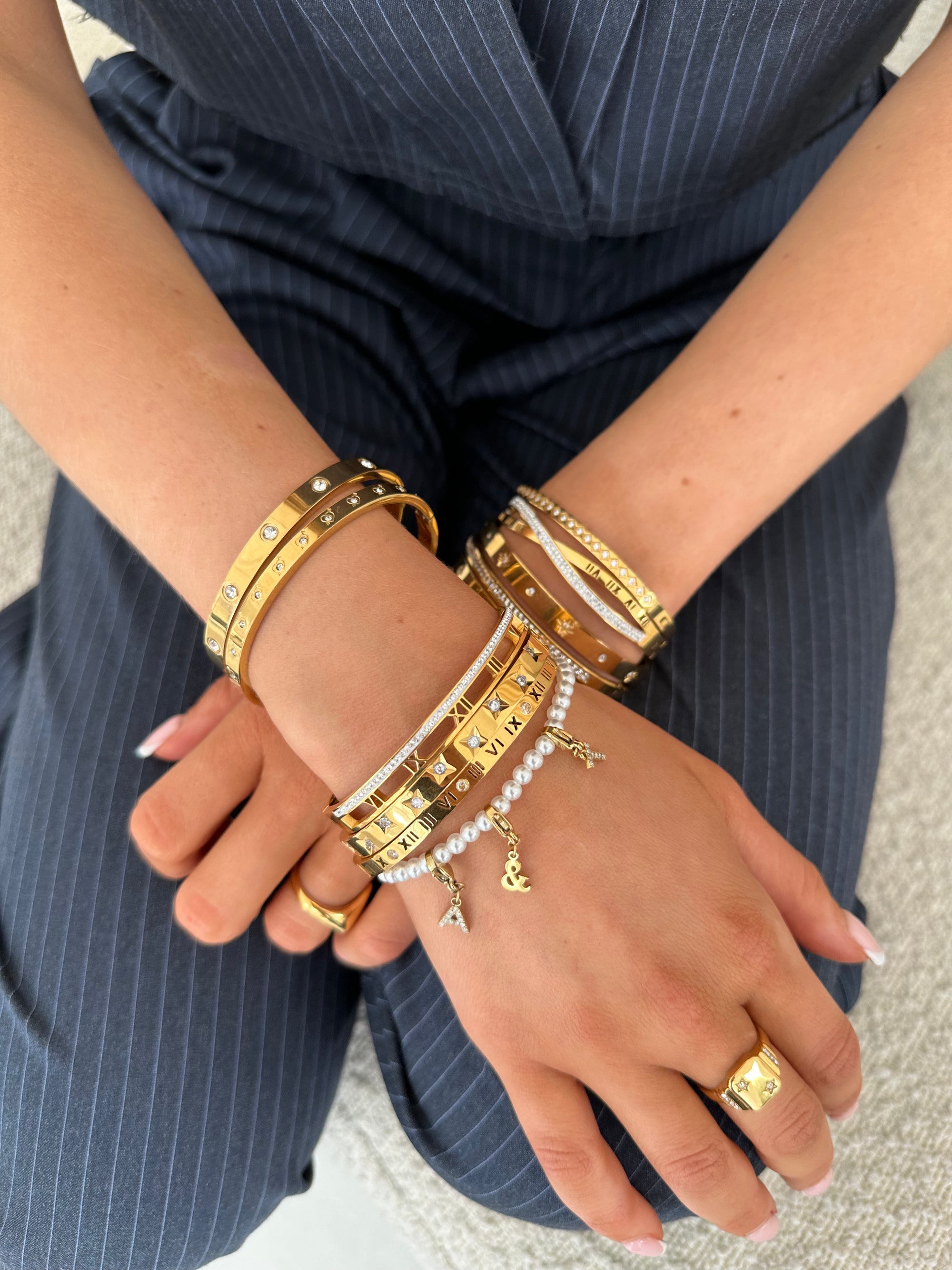 Dream about gold bracelet clearance