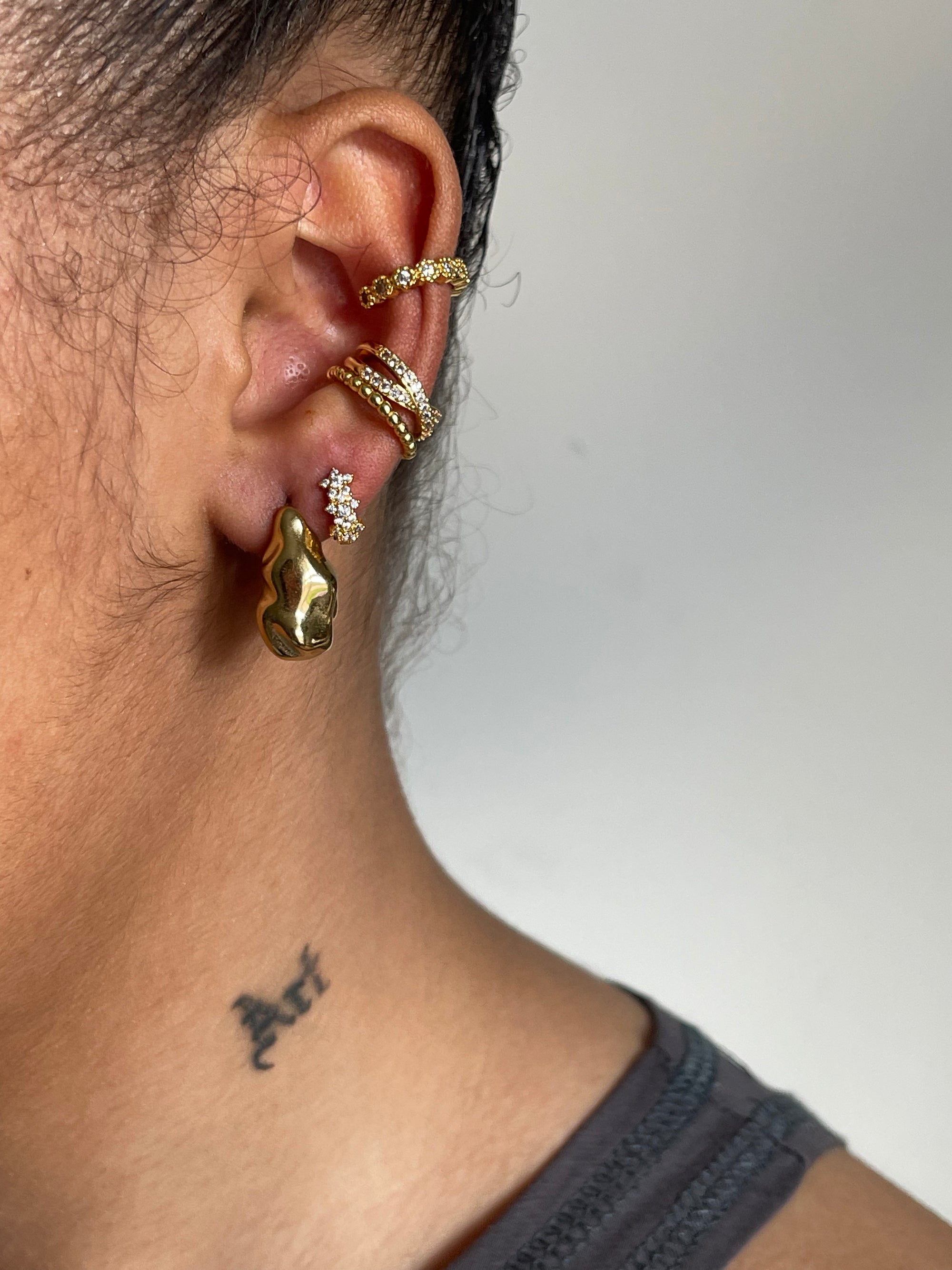 HAYLEY EAR CUFF GOLD - Lynott Jewellery