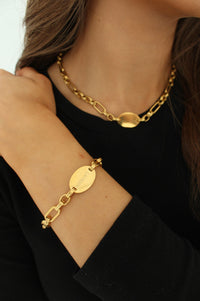 ENGRAVABLE CHUNKY LINK OVAL PENDANT BRACELET - Lynott Jewellery