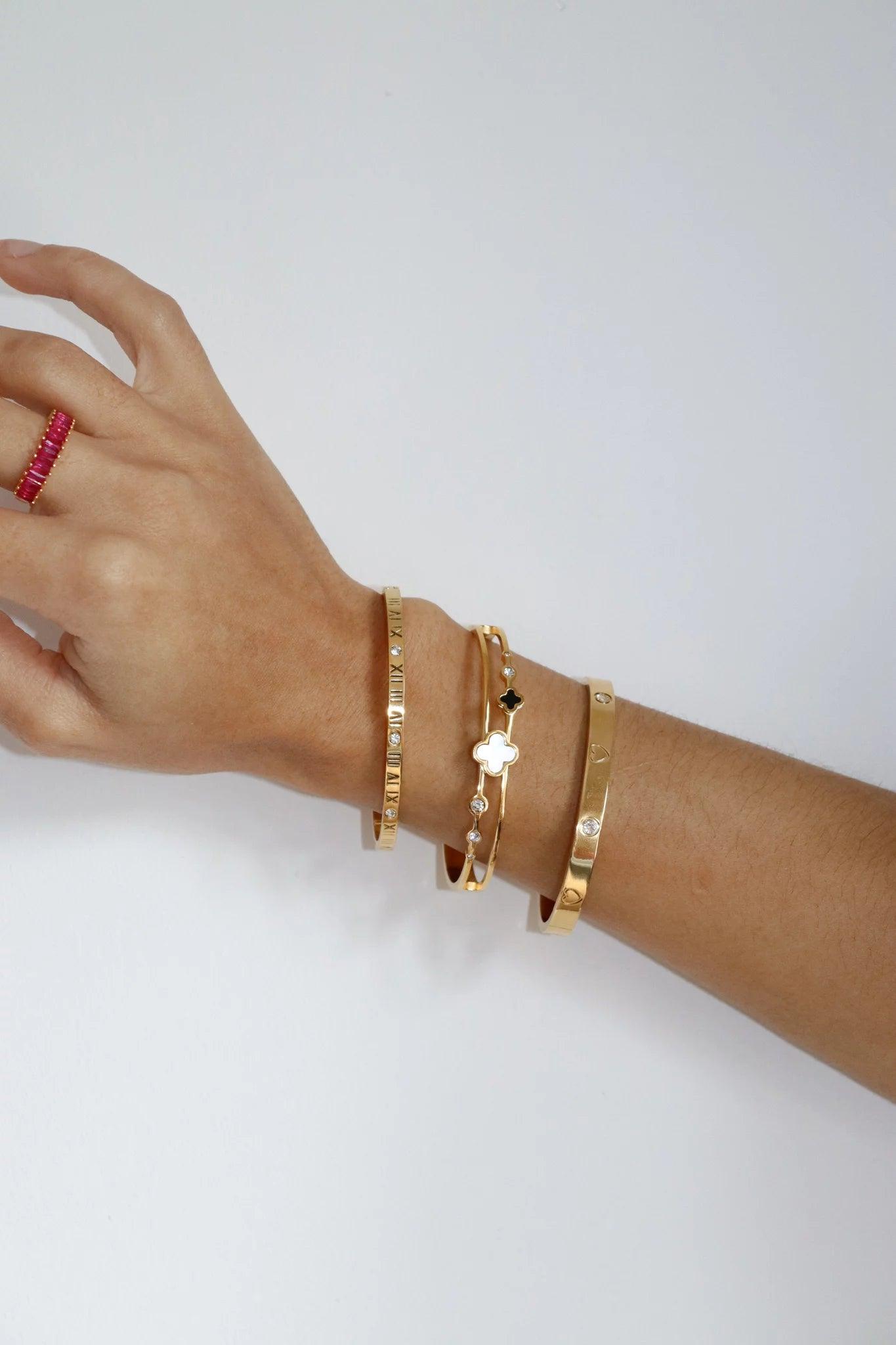 MOLLIE BANGLE GOLD - Lynott Jewellery