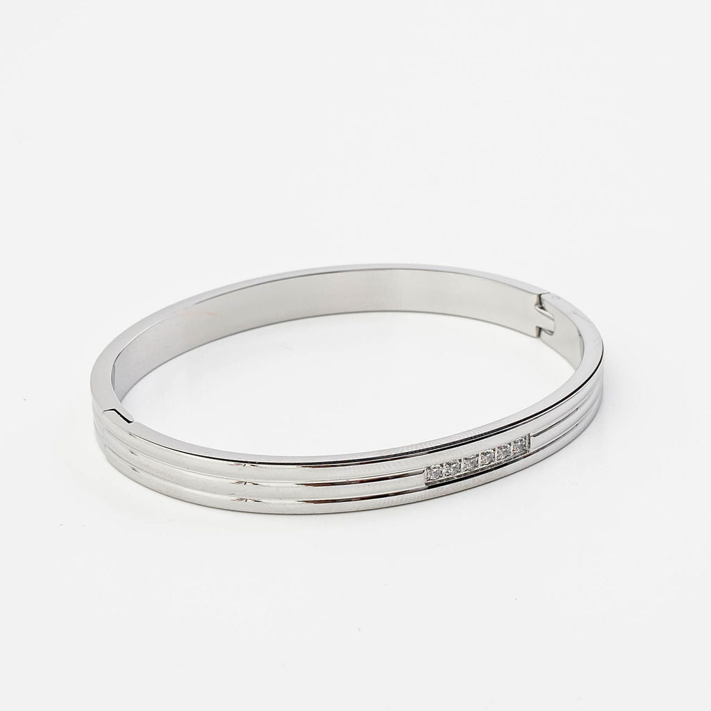 DANCER BANGLE