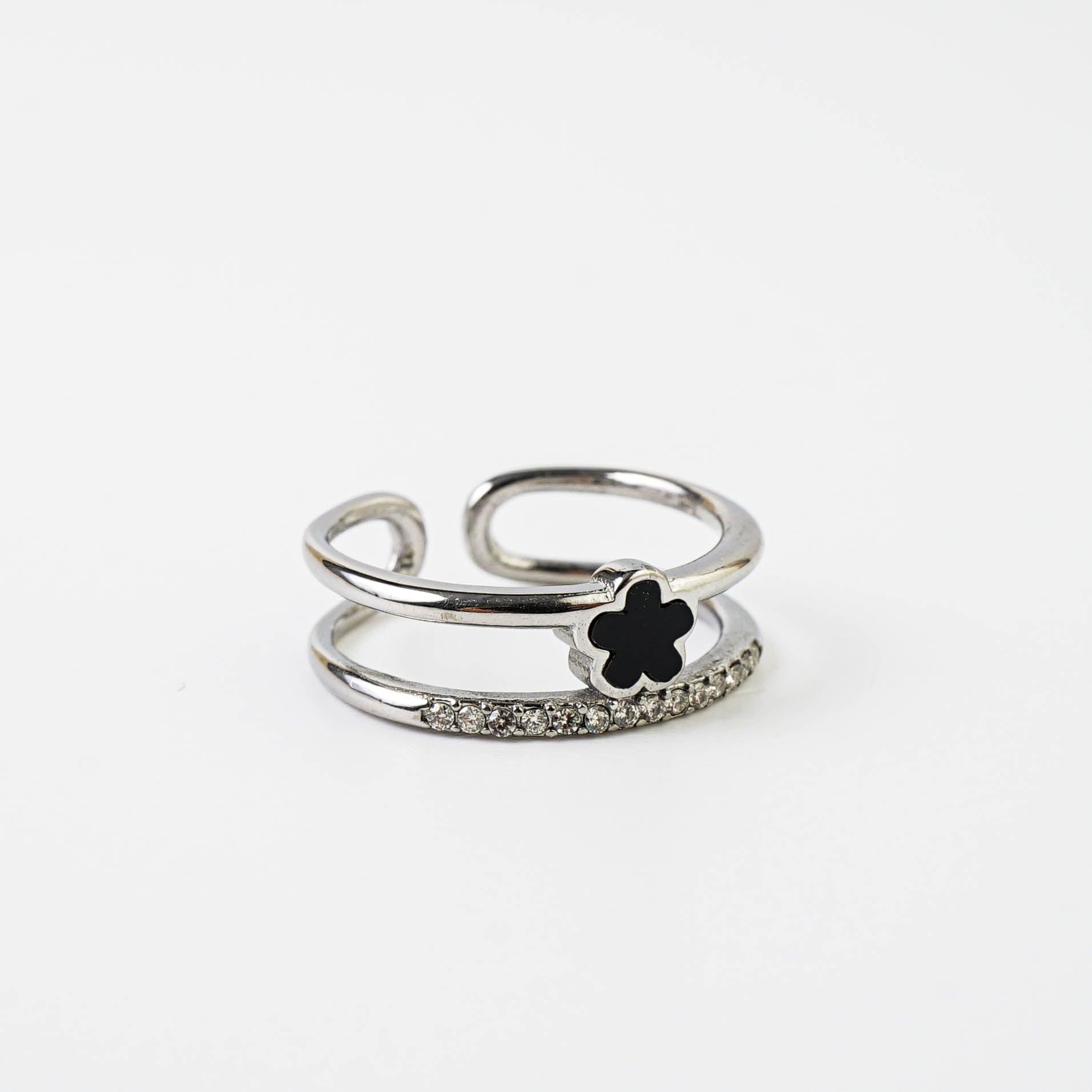 DOUBLE LAYER BLACK CLOVER RING - Lynott Jewellery