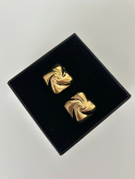 Hypnotise Me Studs  - The Vault