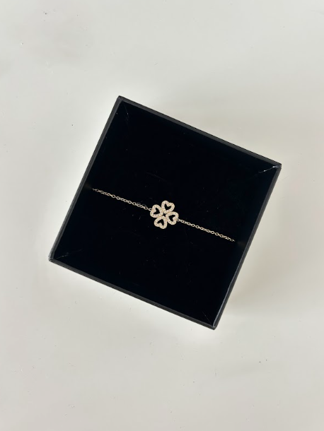 CLOVER LUCK BRACELET - The Vault