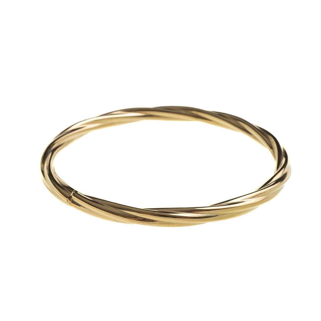 TWISTED BANGLE