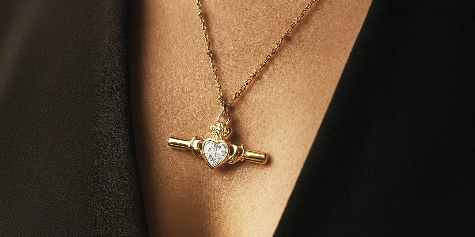 kaci_claddagh_8c501e62-f791-44f8-9034-e53e879844f0.jpg