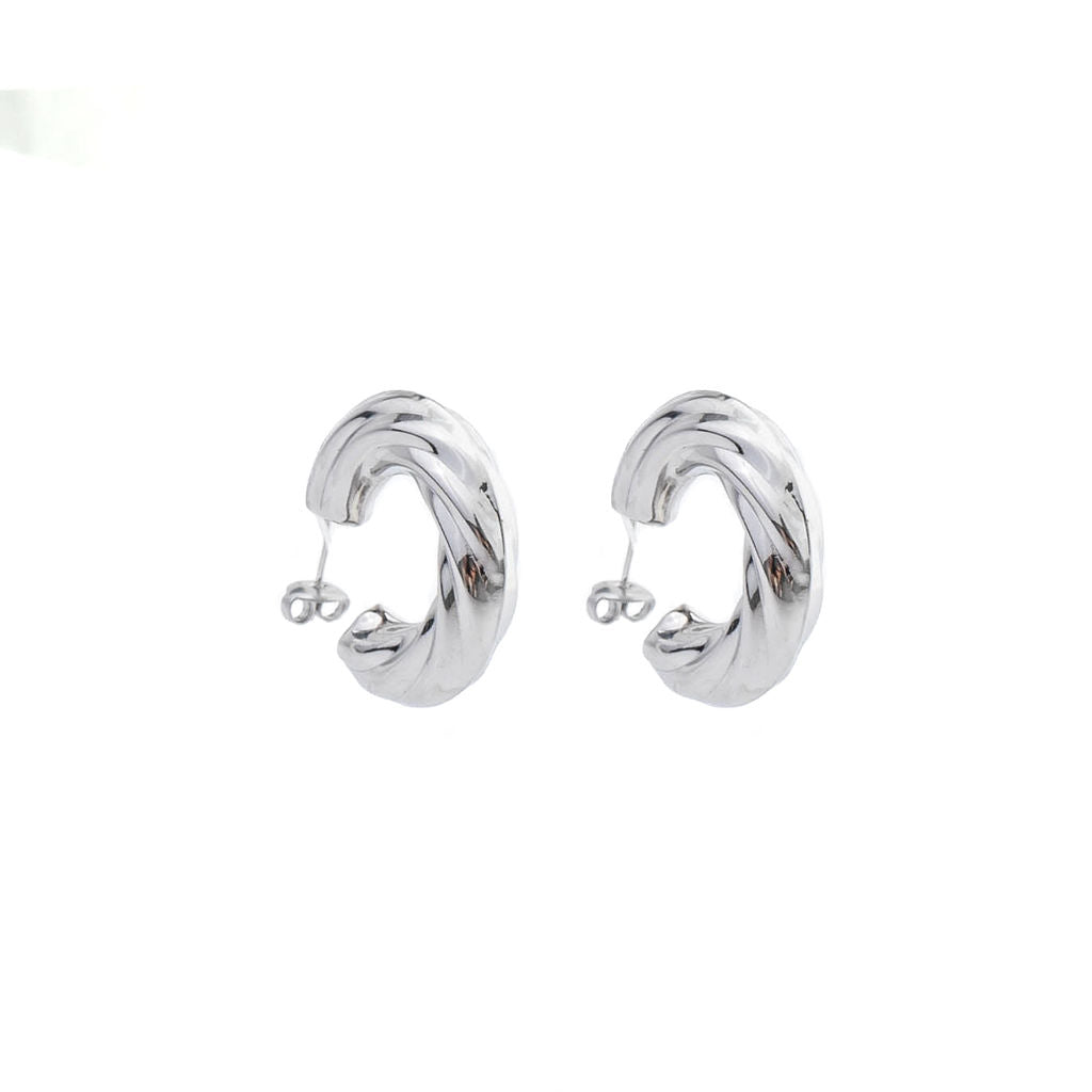 TWISTED HOOPS