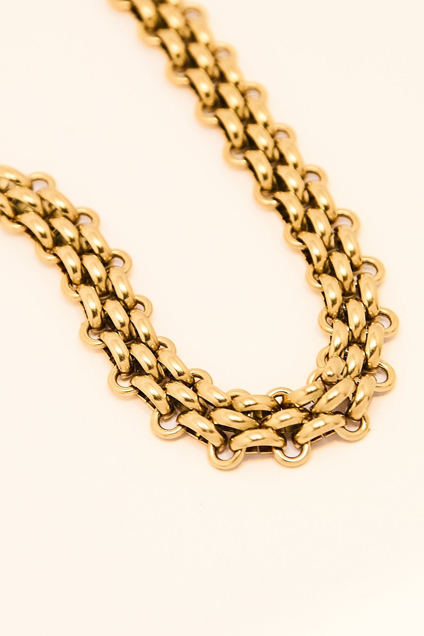 KATJA MIA JASMINE NECKLACE best gold plated tarnish and water resistant piece by Irish Jewellery brand - Lynott Jewellery